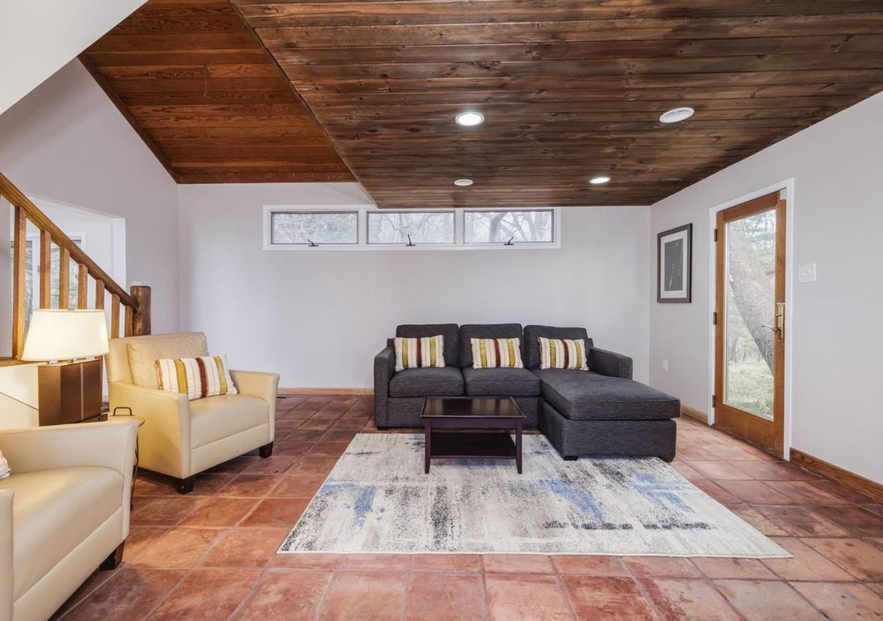 2 Bedroom Newly Renovated Waterfront Home; 10 Min From Mgm & The Gaylord Fort Washington Exterior foto